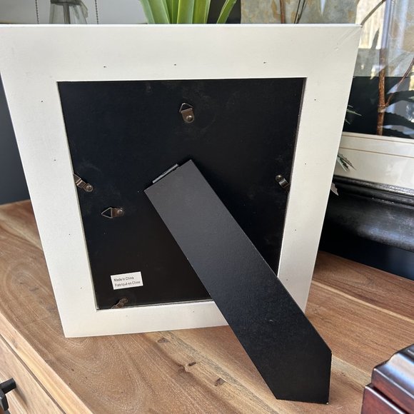 Home Decor 8x10 Distressed Picture Frame Grey/White Farmhouse NWOT - Picture 3 of 5